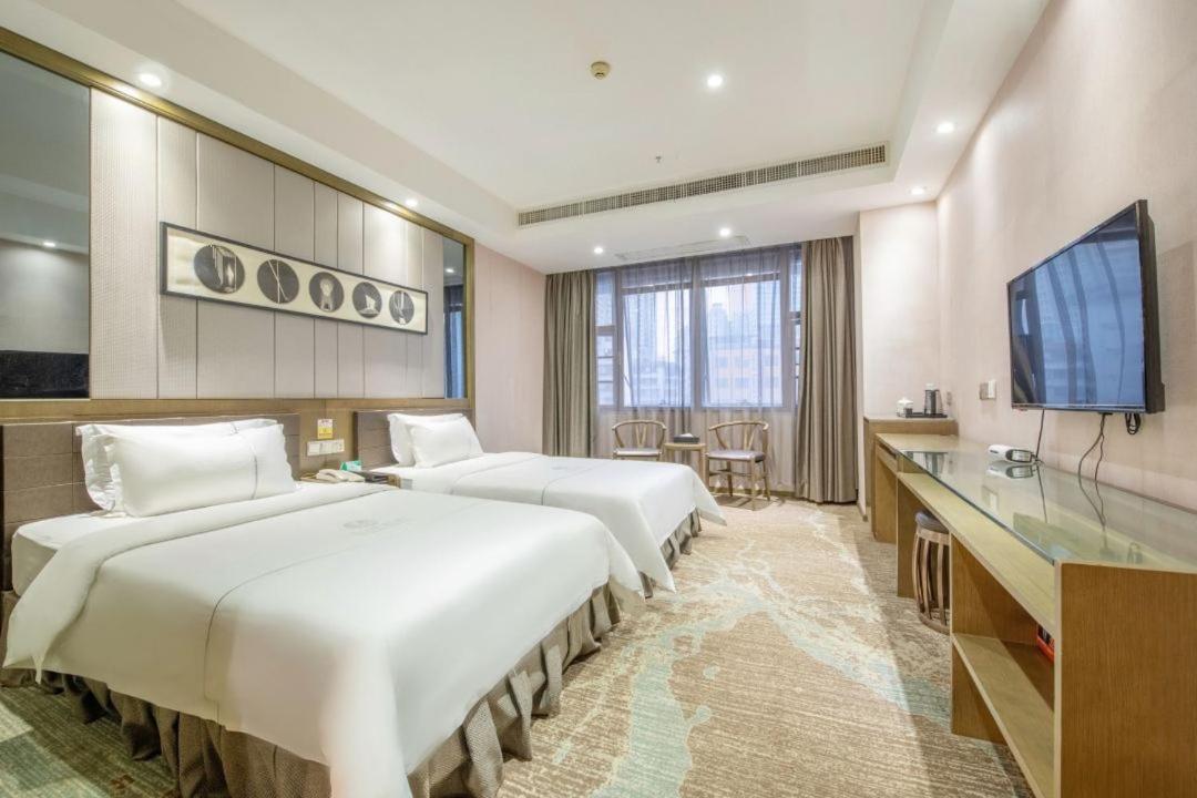 Lnsail Hotel Shenzhen Luohu Port Railway Station Buitenkant foto